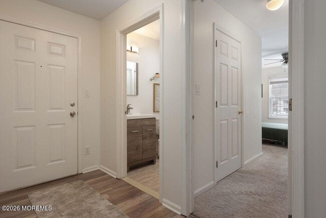 Building Photo - 1015 Wedgewood Cir