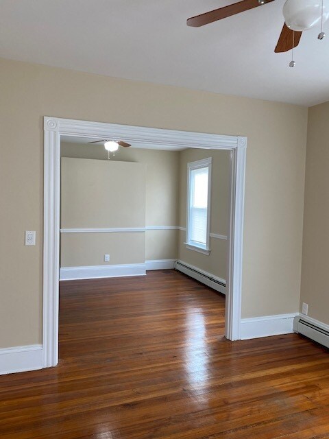 Building Photo - 1147 Oakhill Ave