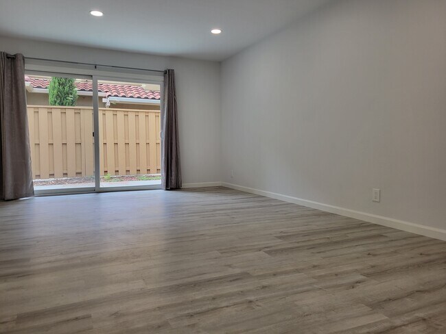 Family Room - 125 Connemara Way Apartment