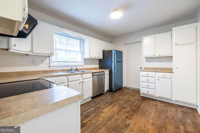 Foto del edificio - 2986 Belvedere Ln