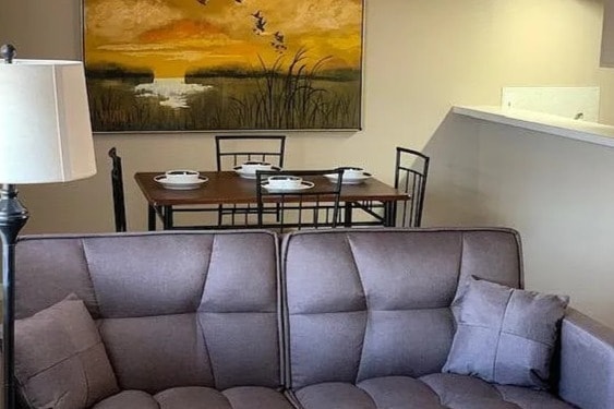 Building Photo - Colonial Arms Apartments