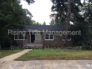 Building Photo - 5757 Walnut Grove Rd