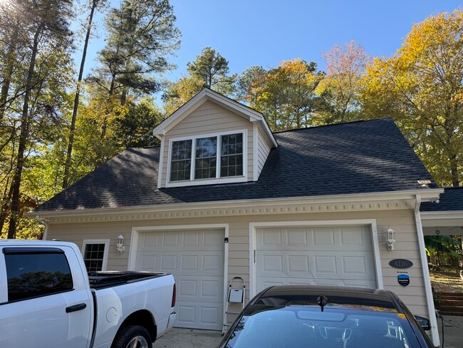 Foto del edificio - 4116 Charles G Dr