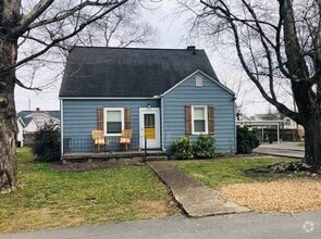 Building Photo - 2070 Jordan Ave NW