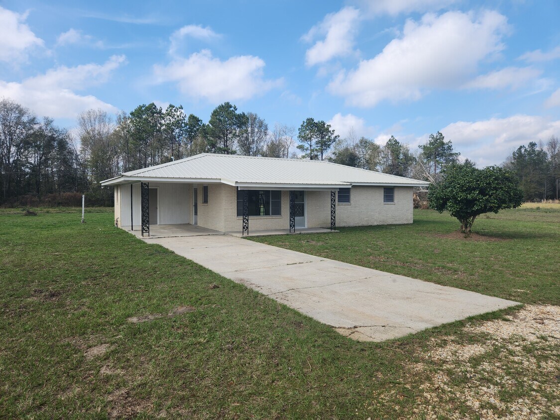 102 W 4th St, Independence, LA 70443 House Rental in Independence, LA