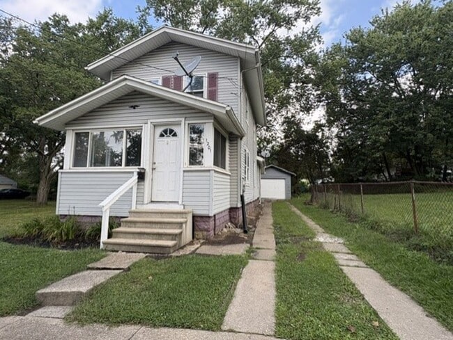 Building Photo - 1201 Smithfarm Ave