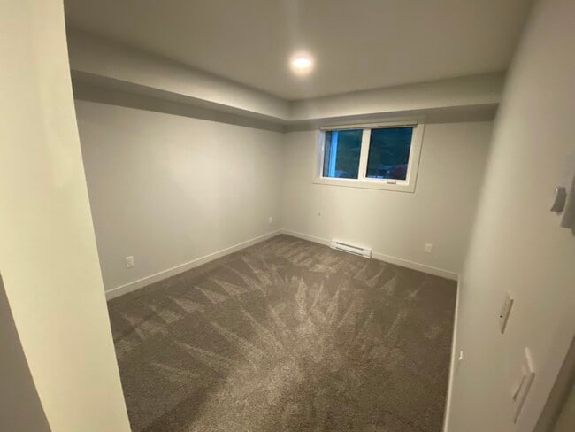 Building Photo - 4810 Cedar Ridge Pl