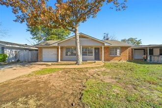 Building Photo - 10507 Seaford Dr