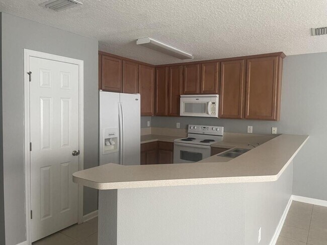 Foto del edificio - 6700 Bowden Rd