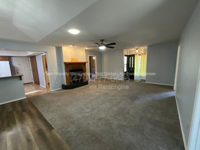 Building Photo - 12 Sunderland Dr