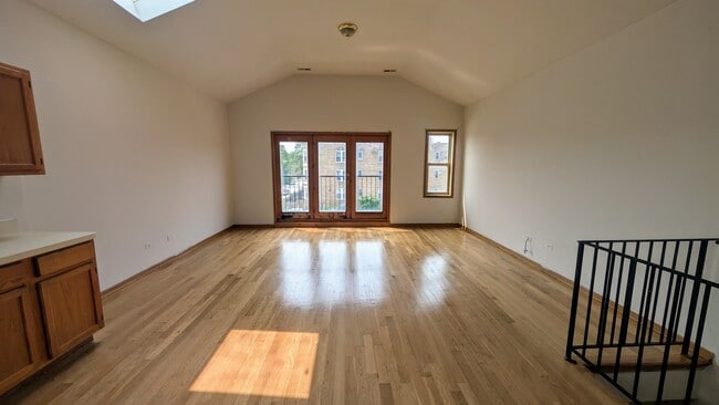 Building Photo - 2902 W Fillmore St