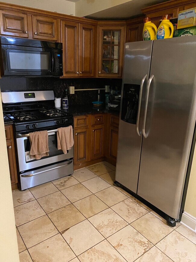 Kitchen - 41-47 Broadway