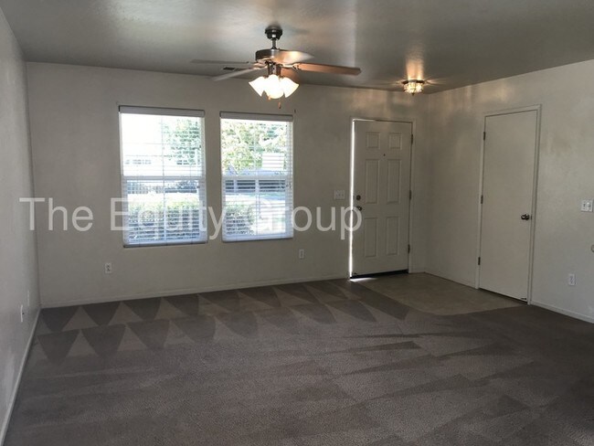 Building Photo - 1606 Paseo Del Lago