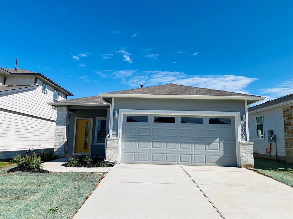 Foto principal - 1323 Plymouth St