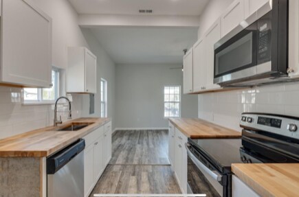 New Kitchen and Appliances - 525 Cedar St