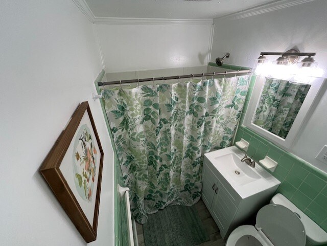 Bathroom - 330 Clover St