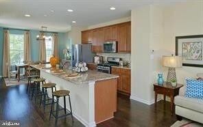 Building Photo - 3535 Woodlake Dr
