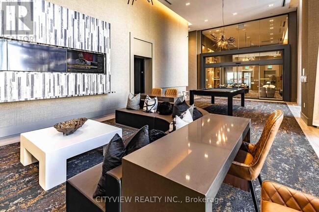 Photo du bâtiment - 2450 Old Bronte Rd