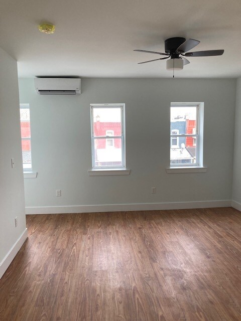 Building Photo - 1230 N 50th St