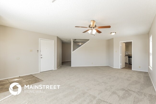 Building Photo - 6139 Candletree