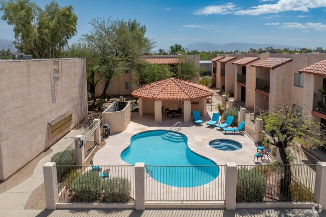 Building Photo - Shadow Ridge Apartments