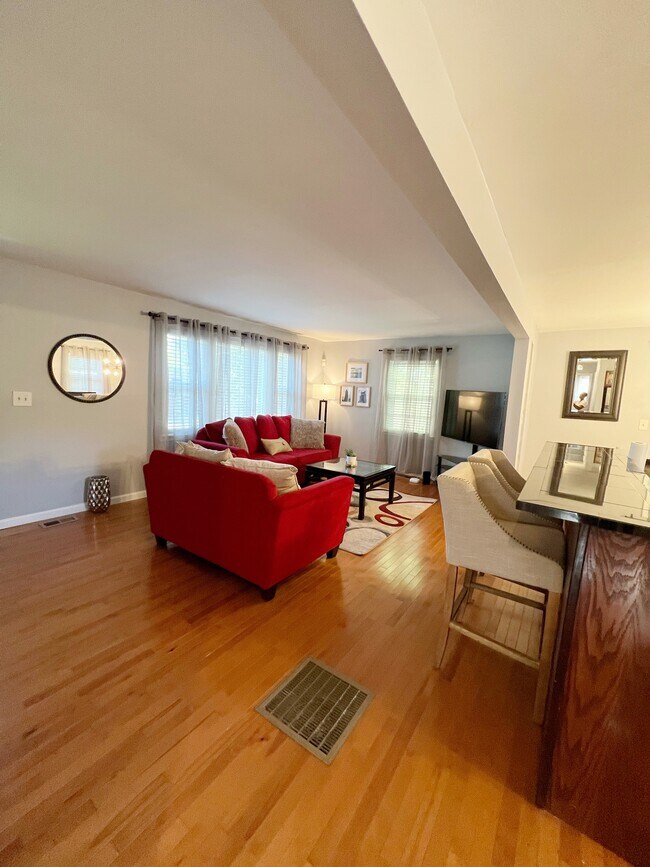 Building Photo - 2019 Cogar Dr