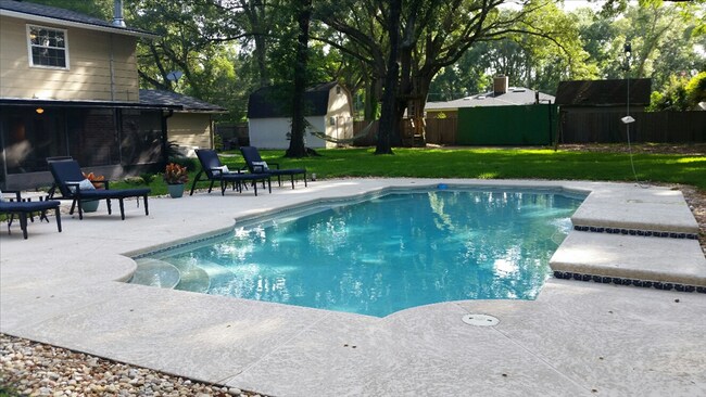 Foto del edificio - 4 bedroom in Jacksonville FL 32257