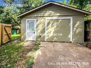 Building Photo - 8145 Bendell Dr