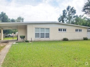 Building Photo - 113 Aquamarine Ave