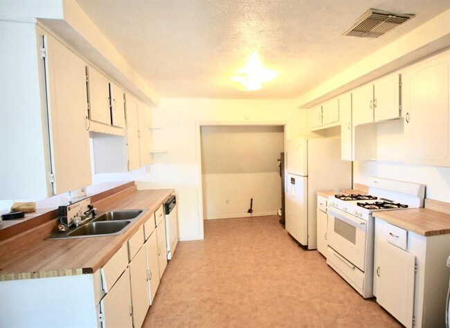 Building Photo - 3208 Scotch Moss Ln