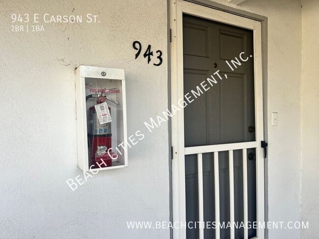 Building Photo - 943 E Carson St
