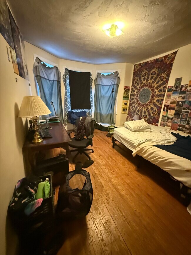 Foto del edificio - 71 S Huntington Ave