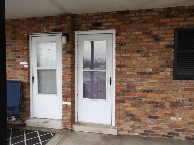 Foto del edificio - 903 Collins Ln