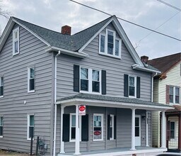 Building Photo - 520 S Kent St