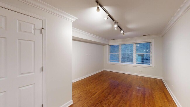 Foto del edificio - 4950 S King Dr