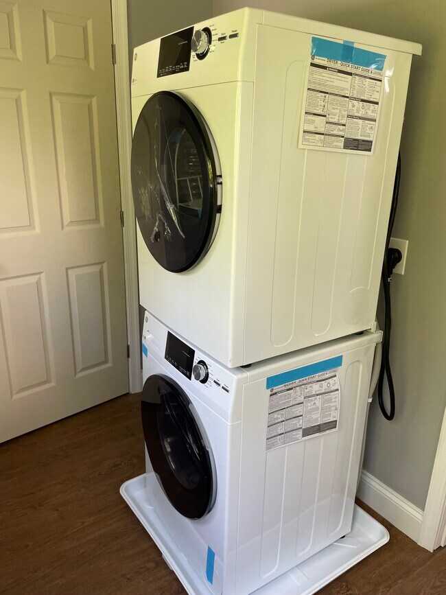 Washer Dryer - 708 Glenwood Ave