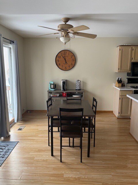 Foto del edificio - 1336 Summersweet Ln