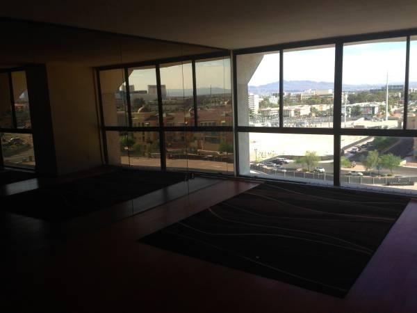 Foto del edificio - 3930 Swenson St