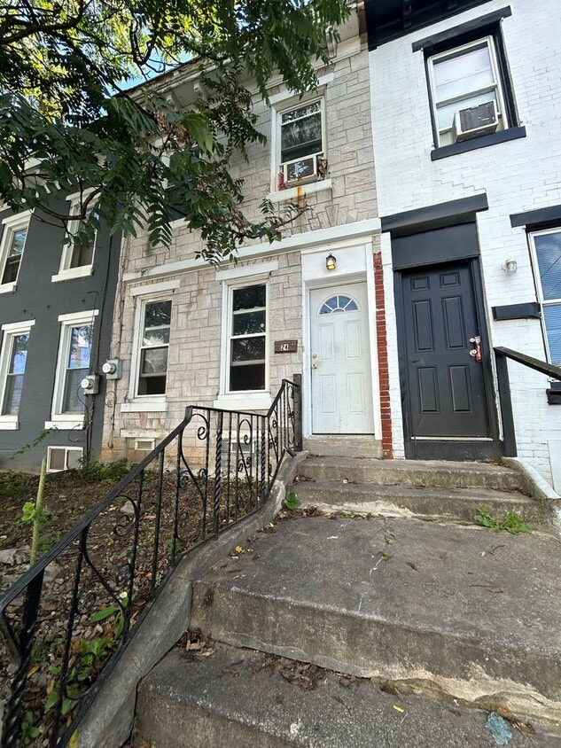 Photo - 24 E Abbottsford Ave (Philadelphia, PA)