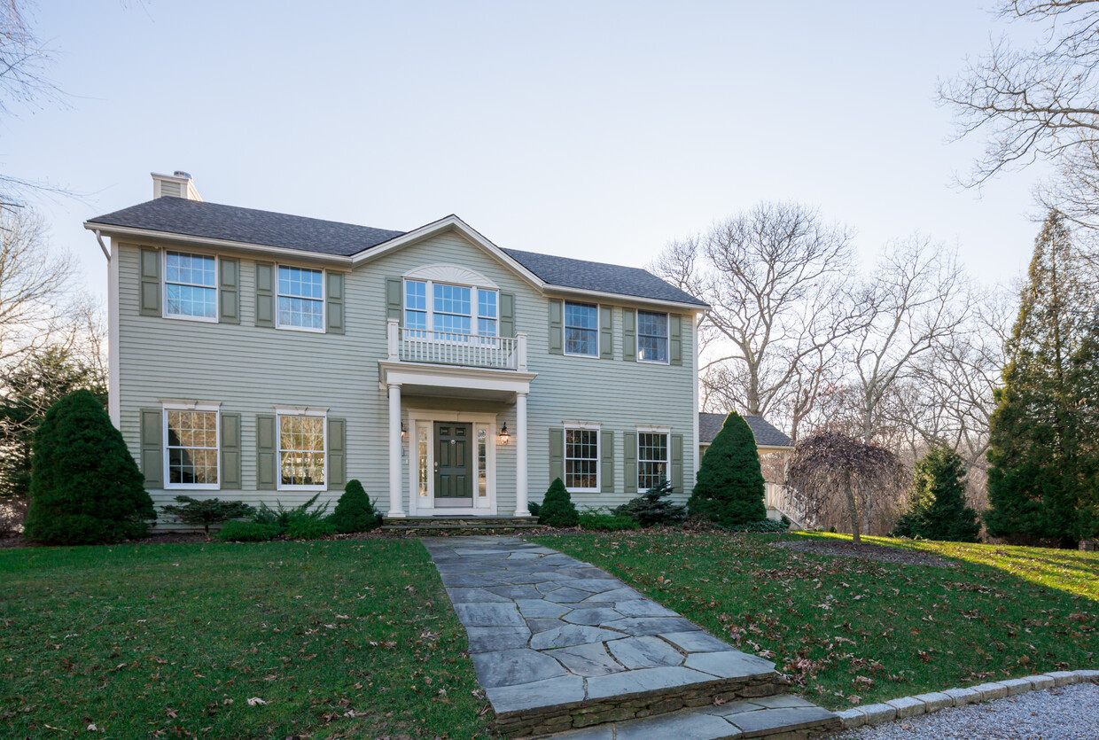Primary Photo - 51 Davis Dr