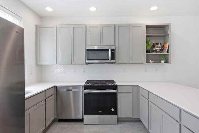 Foto del edificio - 814 N Bluff Dr