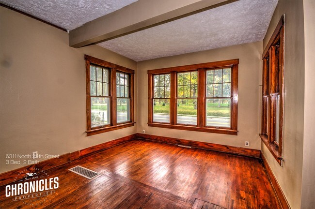Foto del edificio - 6311 N 24th St