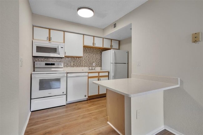 Building Photo - 2213 Grand Cayman Ct