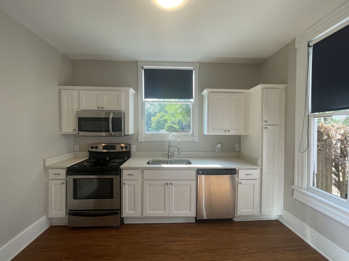 526 Orange St Unit C, Macon, GA 31201 Room for Rent in Macon, GA