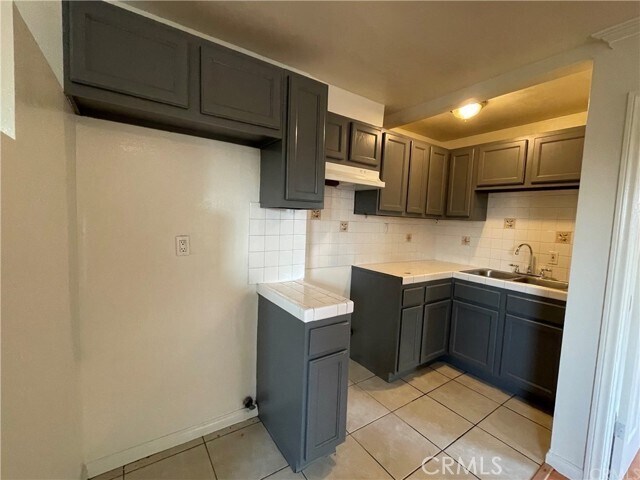 Building Photo - 5411 Fishburn Ave