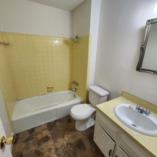 Foto del edificio - 217 Singletree Dr