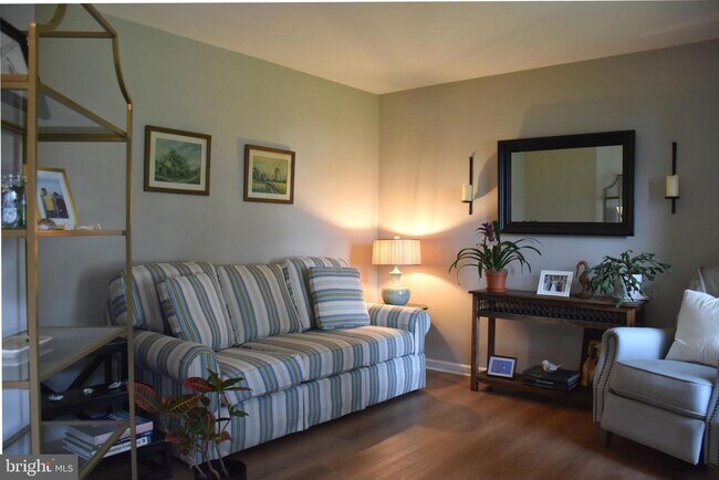 Foto del edificio - 17755 Whaling Ct
