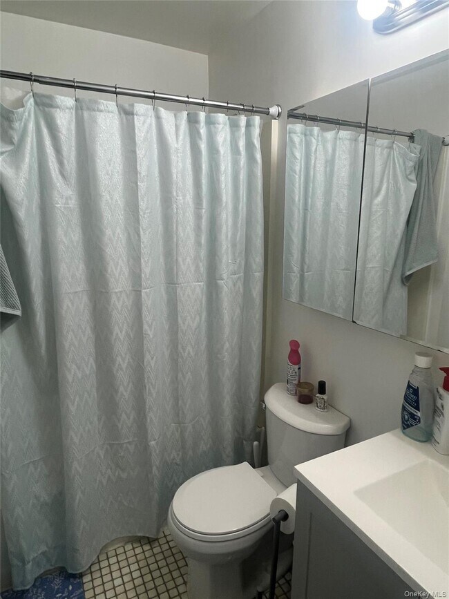 Foto del edificio - 22 Brittany Dr