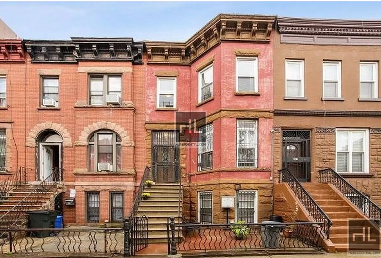 Primary Photo - HALSEY STREET
