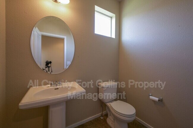 Building Photo - 3034 Benfold St